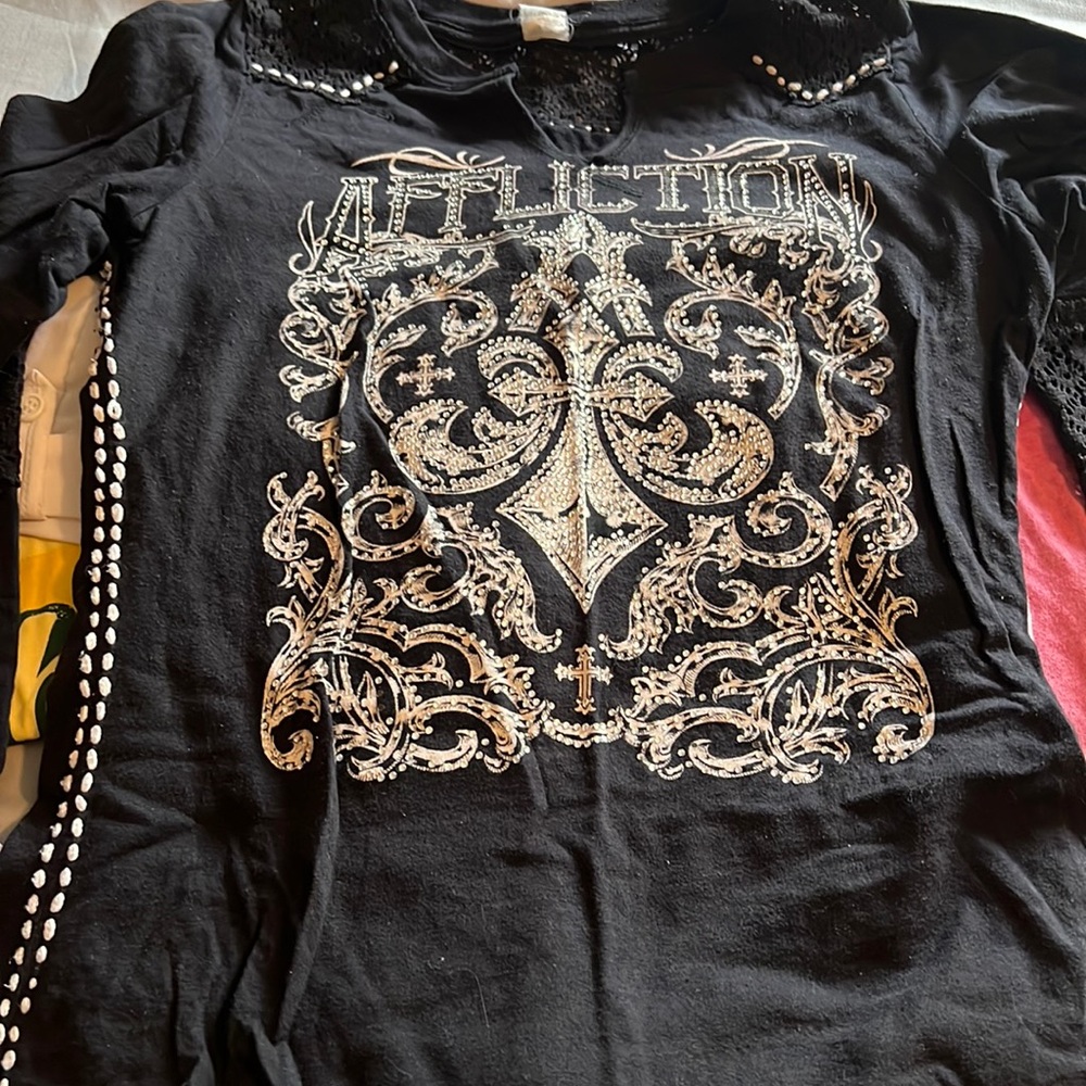 Affliction long sleeve shirt black great condition